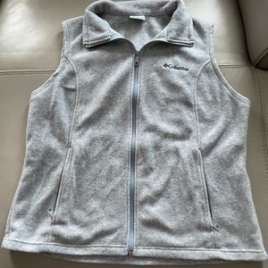 Columbia XL fleece vest light grey like new